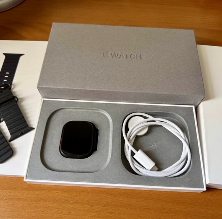 APPLE Watch Ultra 2 GPS + Cellular 49mm Titânio Preto