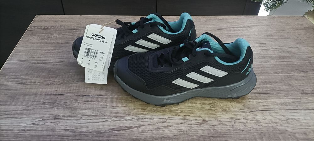 Buty Adidas Tracefinder rozmiar 36 i 2/3