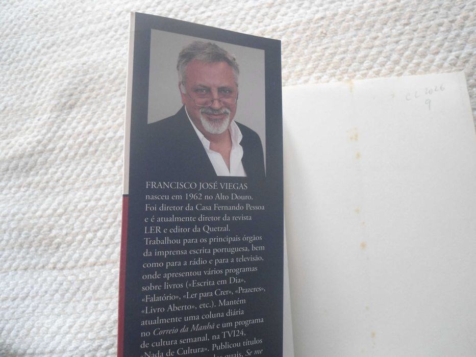 Dicionário de coisas práticas por Francisco José Viegas