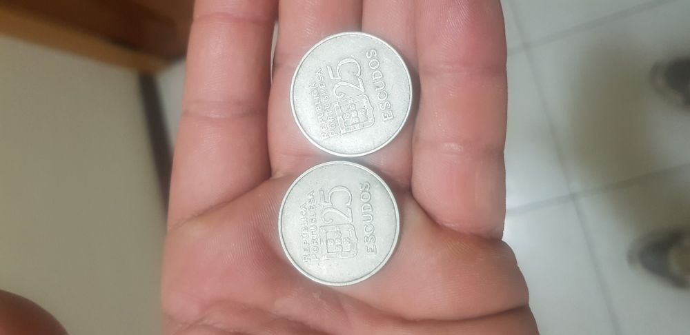 Moeda 25 escudos 1980