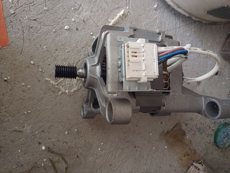 Silnik pralki Whirlpool