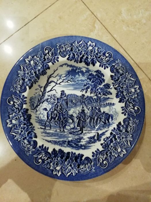 Pratos Faiança Inglesa - Pratos Refeição e Sopa