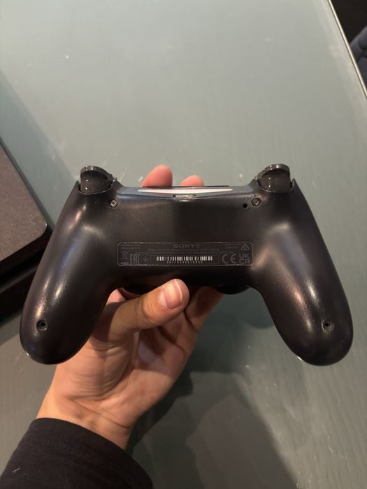 PS4 Slim 872GB+ Comando Original + Cabos | Excelente Estado
