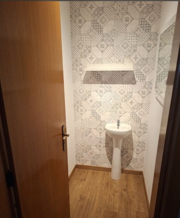Excelente Apartamento T3+1 com Quintal Privativo e 2 Garagens – Oliveira S. Mateus, Famalicão
