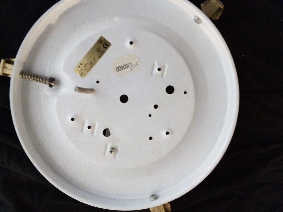 Wall-mounted light fixture with light diffuser for ceiling or wall mounting425179829807370243