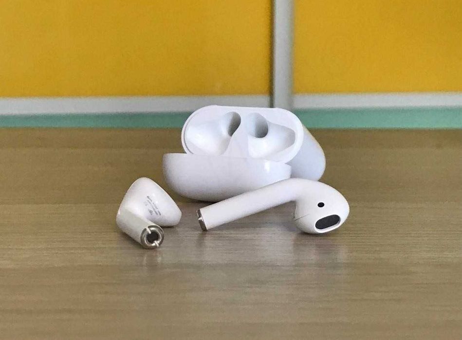 Бездротові навушники Airpods 2 1в1 + чохол в подарунок