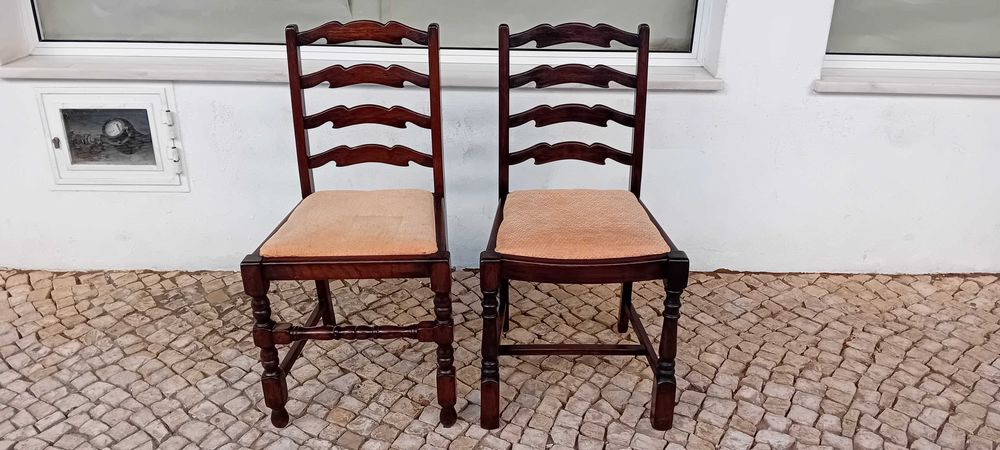 Vintage Cadeira de Madeira com Estofo de Tecido