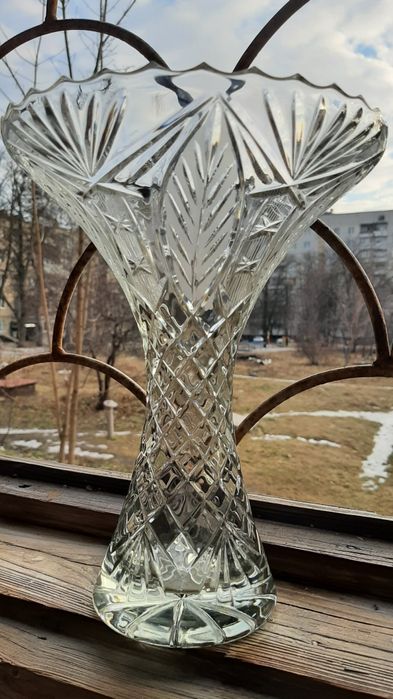 Ваза для цветов хрусталь, стекло
