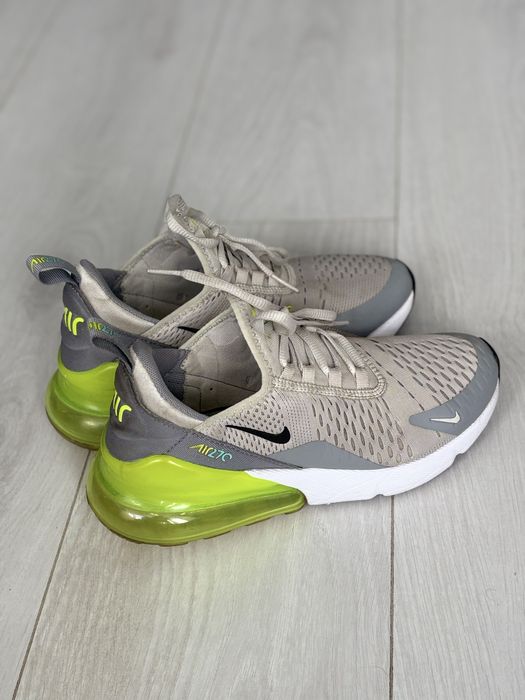 Кросівки Nike Air Max 270