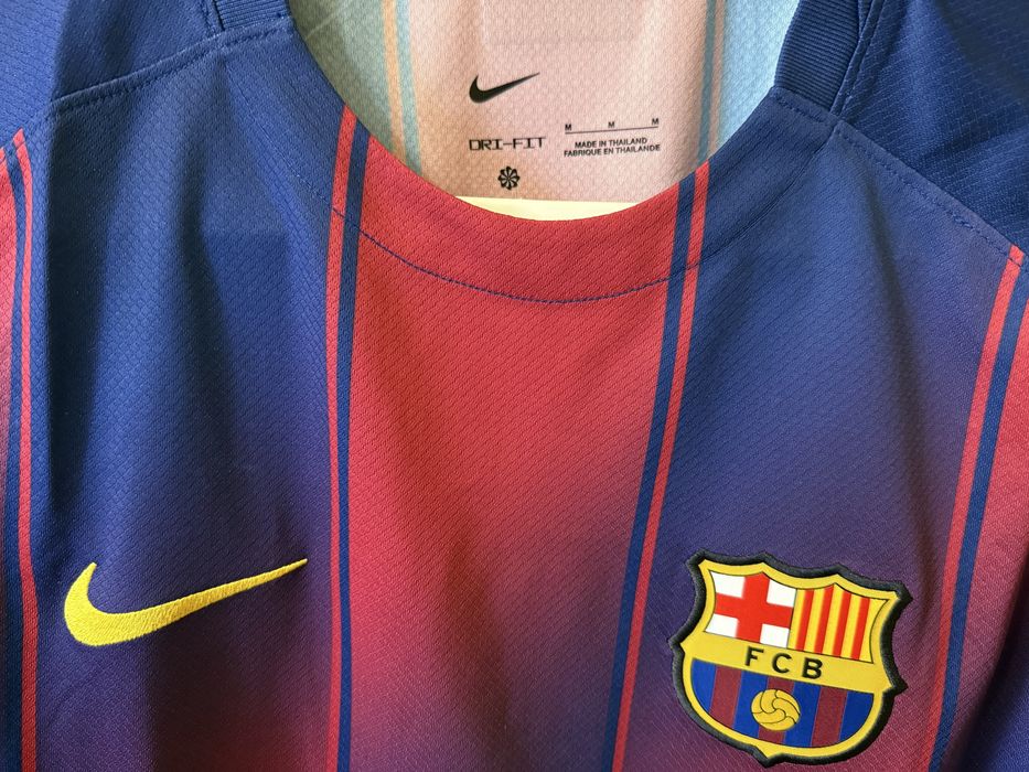 Camisola oficial FC Barcelona 2025/2026 tamanho M