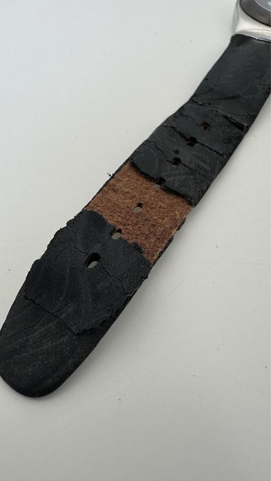 Годинник Swatch на ремінці