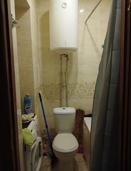 1 к. кв. возле ст.метро Масельского. Кап.ремонт.Мебель. Техника-14000$