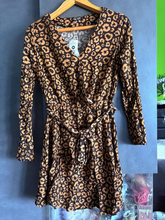 Nowa sukienka mini kopertowy dekolt panterka Tom&Rose r. 38 M