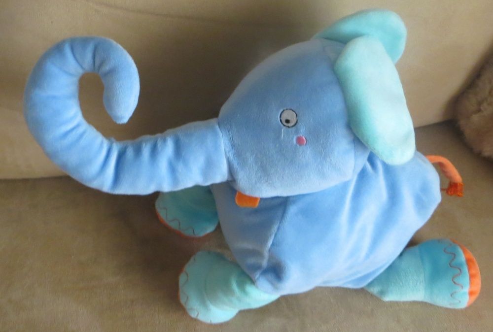 Elefante Azul, Grande + Oferta DVD Zoom - Comédia