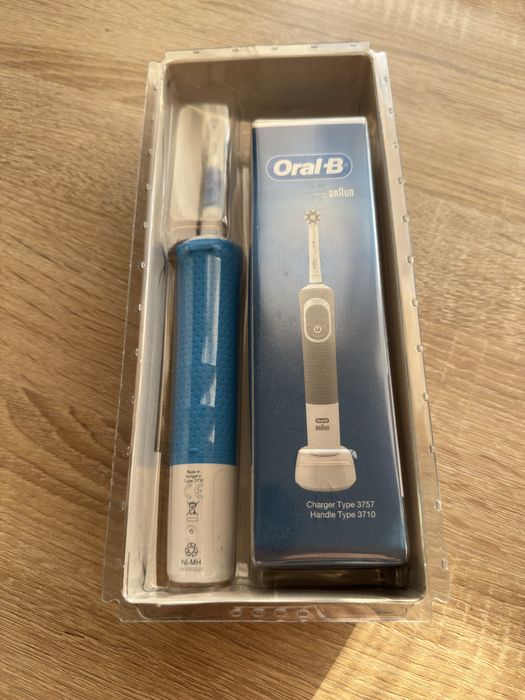 Nowa. szczoteczka oral B Frozen