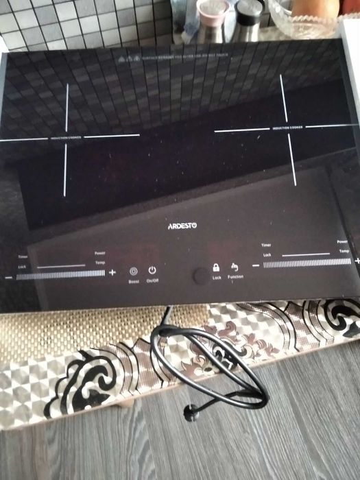 Плита настільна індукційна ICS-B218 ARDESTO
