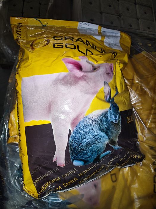 Корма та БМВД Granula Gold.  Доставка