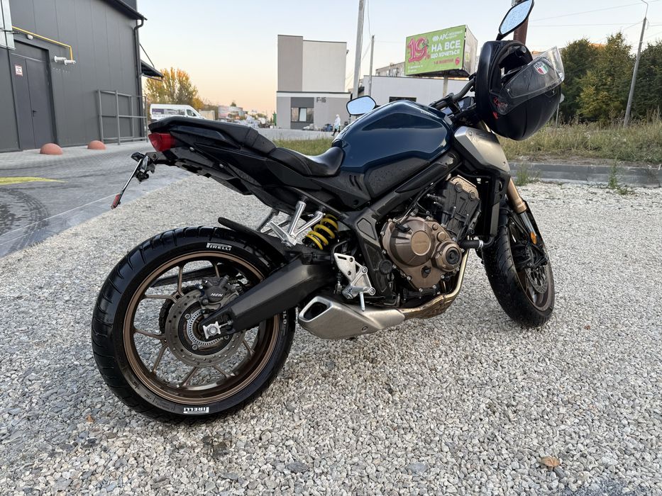 мотоцикл Honda CB 650 R