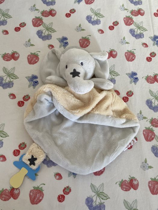 Doudou elefante com velcro para chucha