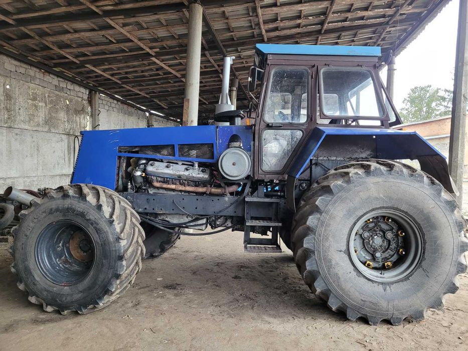 Продам трактор БІЗОН