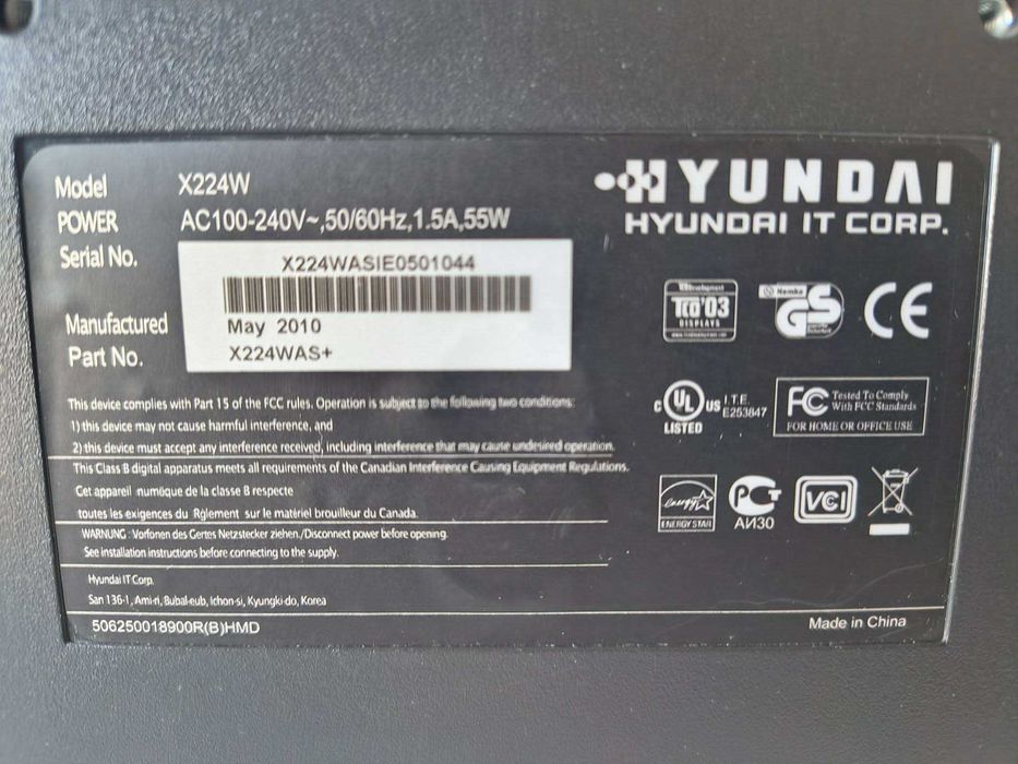 Monitor Hyundai + kable + przejściówka HDMI Zadbany oraz Sprawny