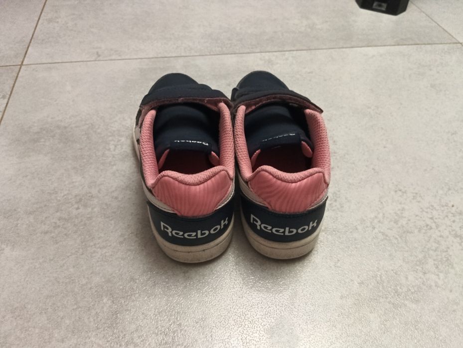 Buty sportowe dla dziewczynki