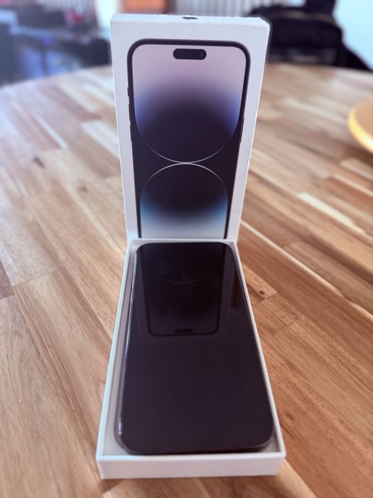 IPHONE 14 PRO MAX - Cor: Space Black - 128GB com carregador e caixa.