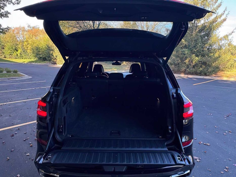 BMW X5      2019