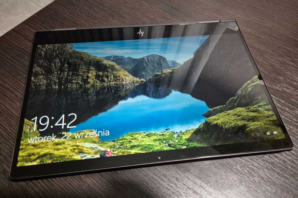 Laptop 2w1 HP ENVY x360 13,3" dotykowy / 3500U / Win10/Win11 / 8GB RAM / 512SSD / Vega8