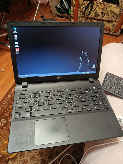 Ноутбук acer 15.6 intel 3060/4/500/3 часа батарея