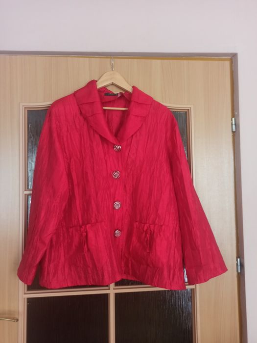 żakiet czerwony damski