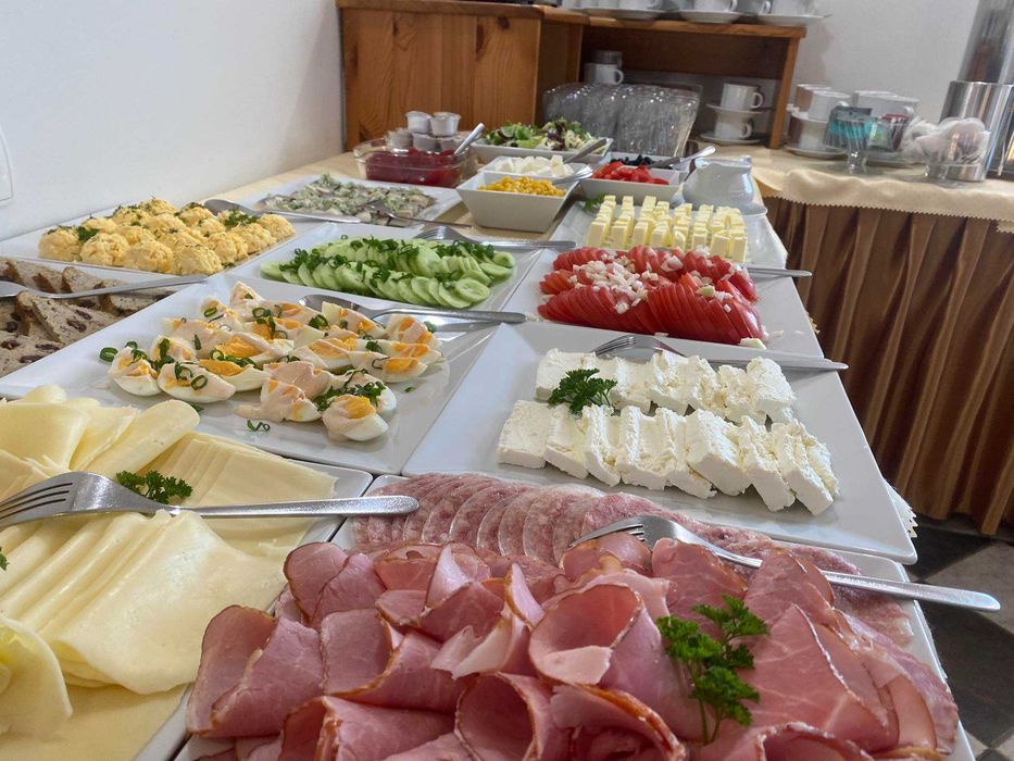 Majówka na MAZURACH. Mikołajki. Nad jeziorem