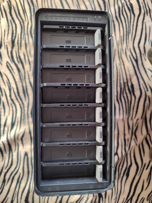 Drobo b800i ISCSI СХД NAS Мережеве сховище Сетевое хранилище