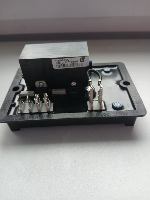 АВР Автоматичний вольт регулятор R220 REVD 1,FD440