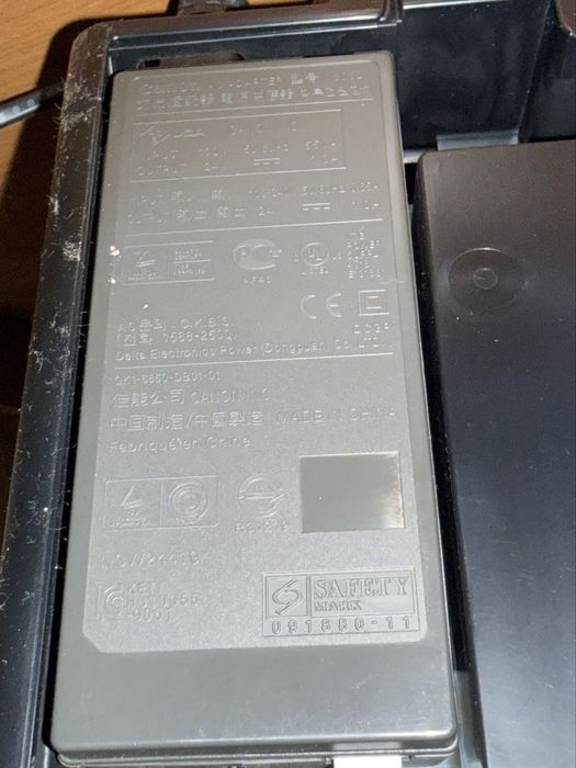 Продам принтер кольоровий -Canon