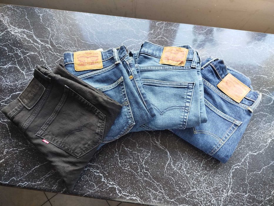 Komplet jeansów Levi's 4-częściowy