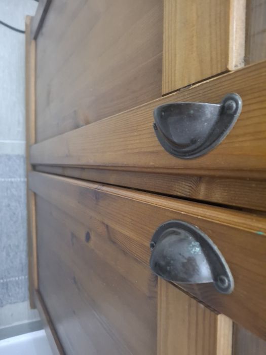 Cristaleira castanha