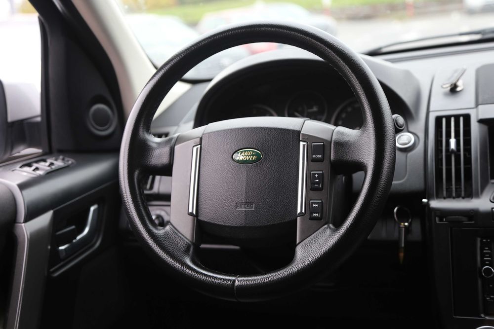 Land Rover Freelander  2010 року