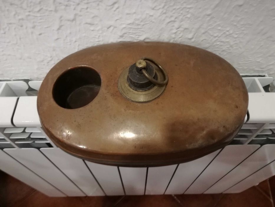 Botija Cobre p/ Aquecer os Pés c/ Tampa Roscada e Cavidade p/ Garrafa