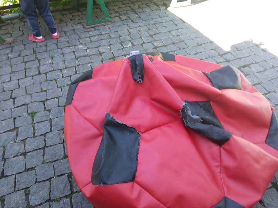 Пуф,на перетяжку,був в користуванні,