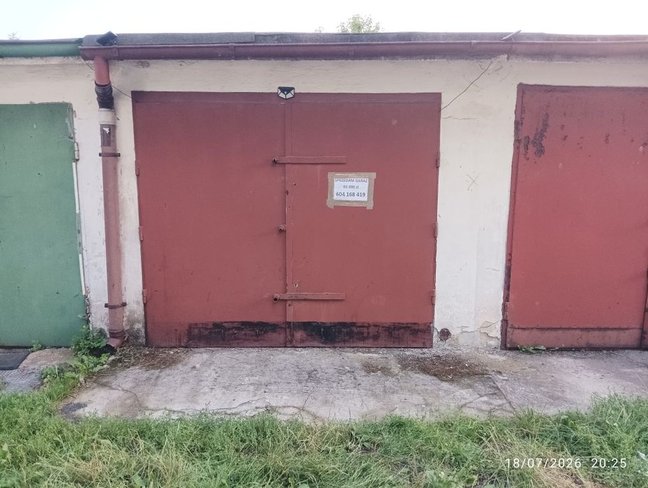 Sprzedam garaż murowany w Bytomiu Miechowicach z gruntem ( księgą wieczystą ) - brak opłat do spółdzielni