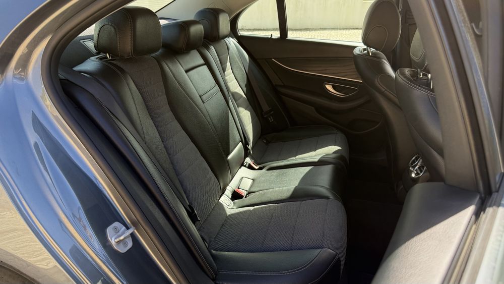 Mercedes-Benz E220 d