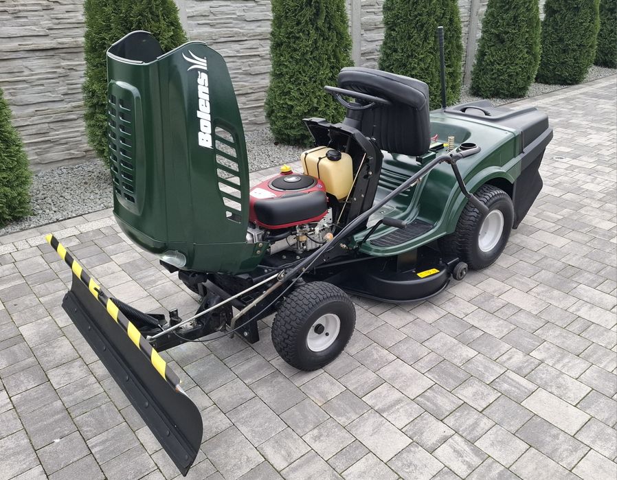 Traktorek Kosiarka MTD Bolens BL 135/92AT B&S 14.5 HP AUTOMAT PŁUG LED
