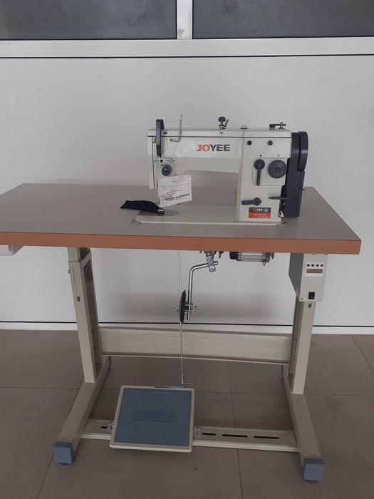 Maquina costura NOVAS semi industrias