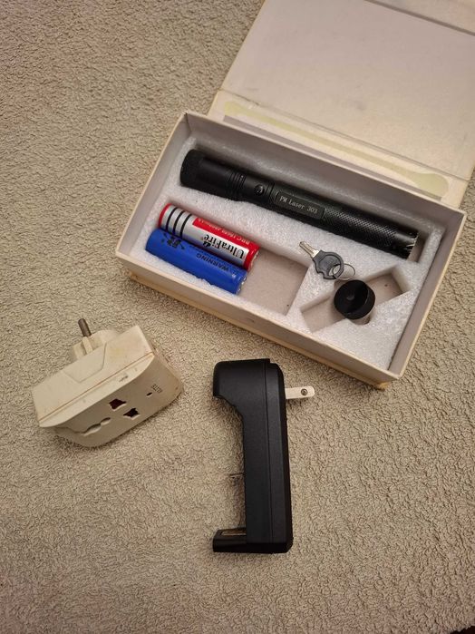 Laser pointer( longa distância )