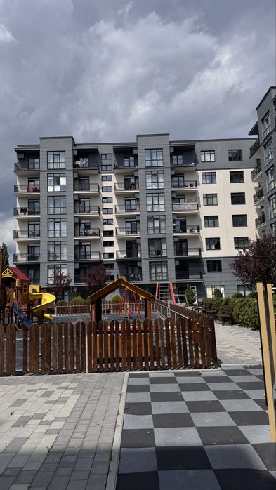 Центр. Новобудова. 55 м.кв.