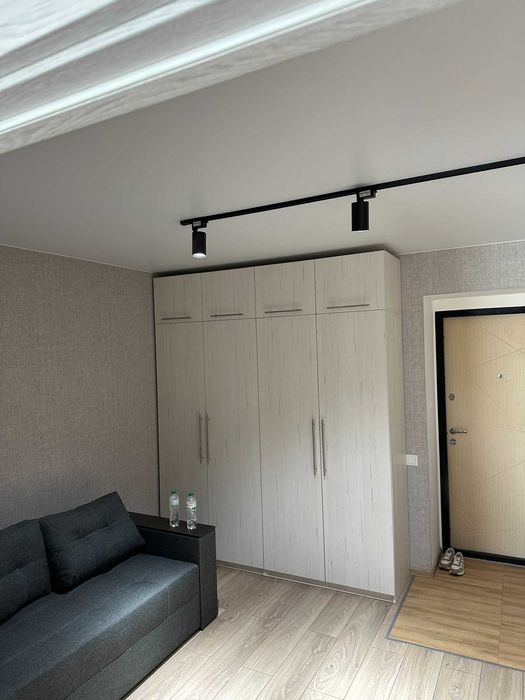 Однокімнатна квартира з євроремонтом!! Район Сади-2!!