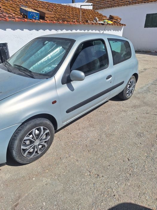 Renault Clio – Muito estimado | Pronto a circular