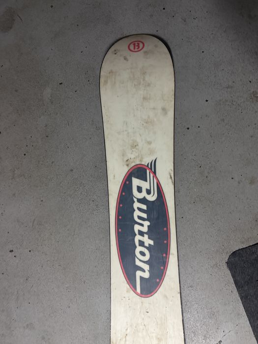 Sprzedaje snowboard uzywany