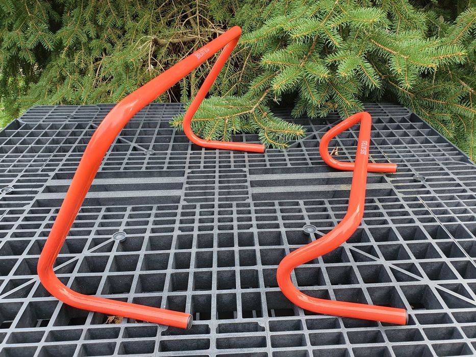 _ Płotki treningowe niskie i wysokie komplet 10 sztuk ! NOWE, metalowe